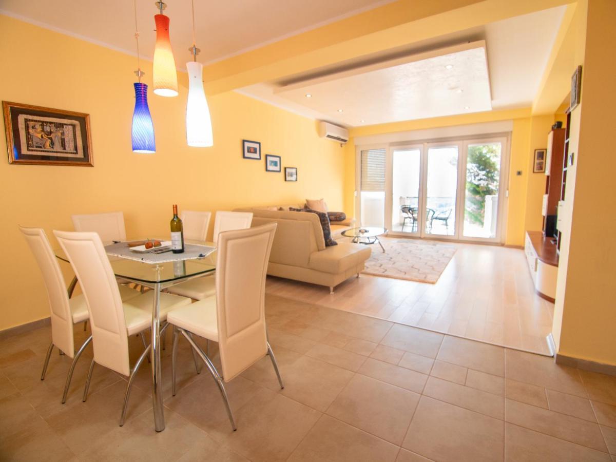 Mum'S Apartment Petrovac Ngoại thất bức ảnh