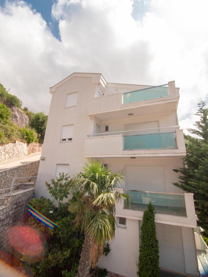 Mum'S Apartment Petrovac Ngoại thất bức ảnh